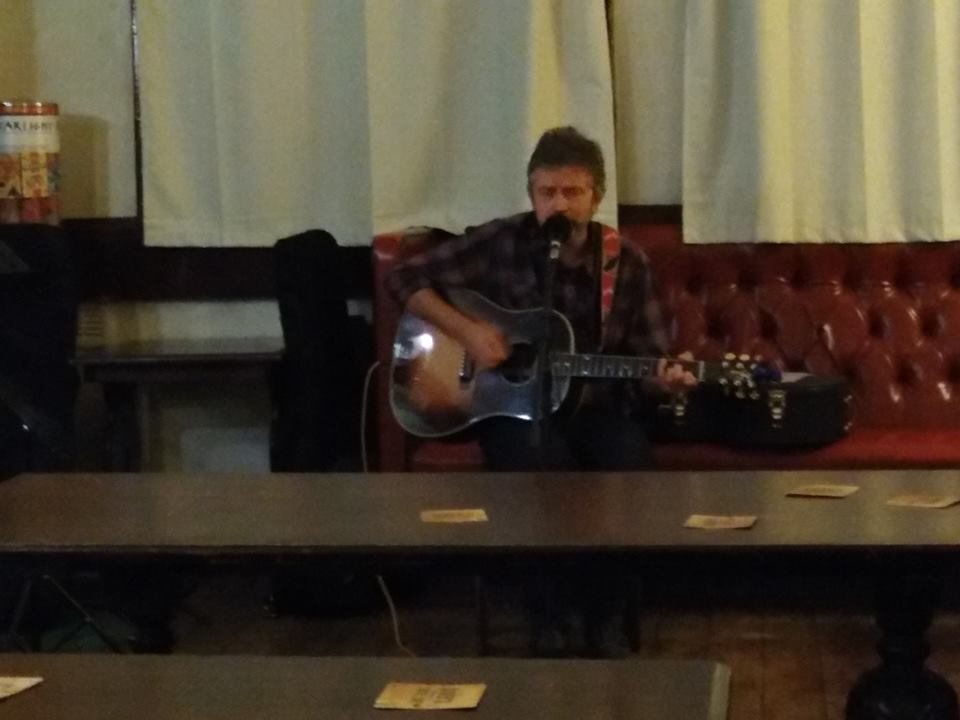 Neon White Lion Sep 18